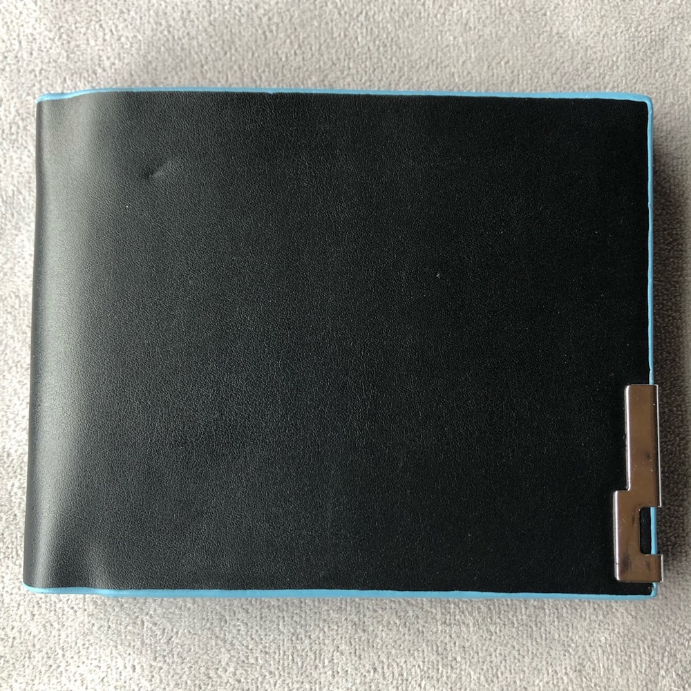 Men’s Bifold Wallet Black with Light Blue ~ Brand New!